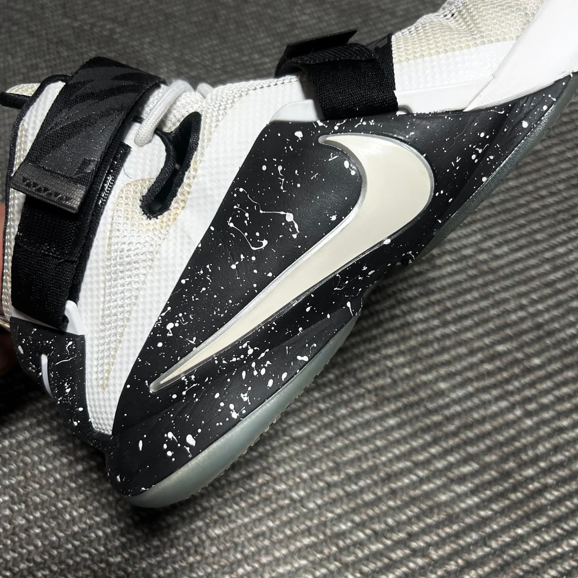 [290mm] Nike 나이키 르브론 솔저9 농구화 상품이미지4
