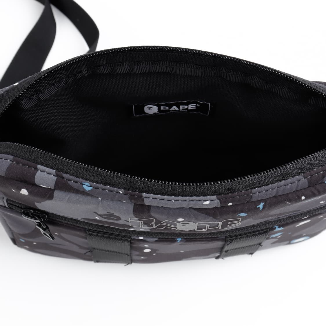 베이프 카모 숄더백 상품이미지5