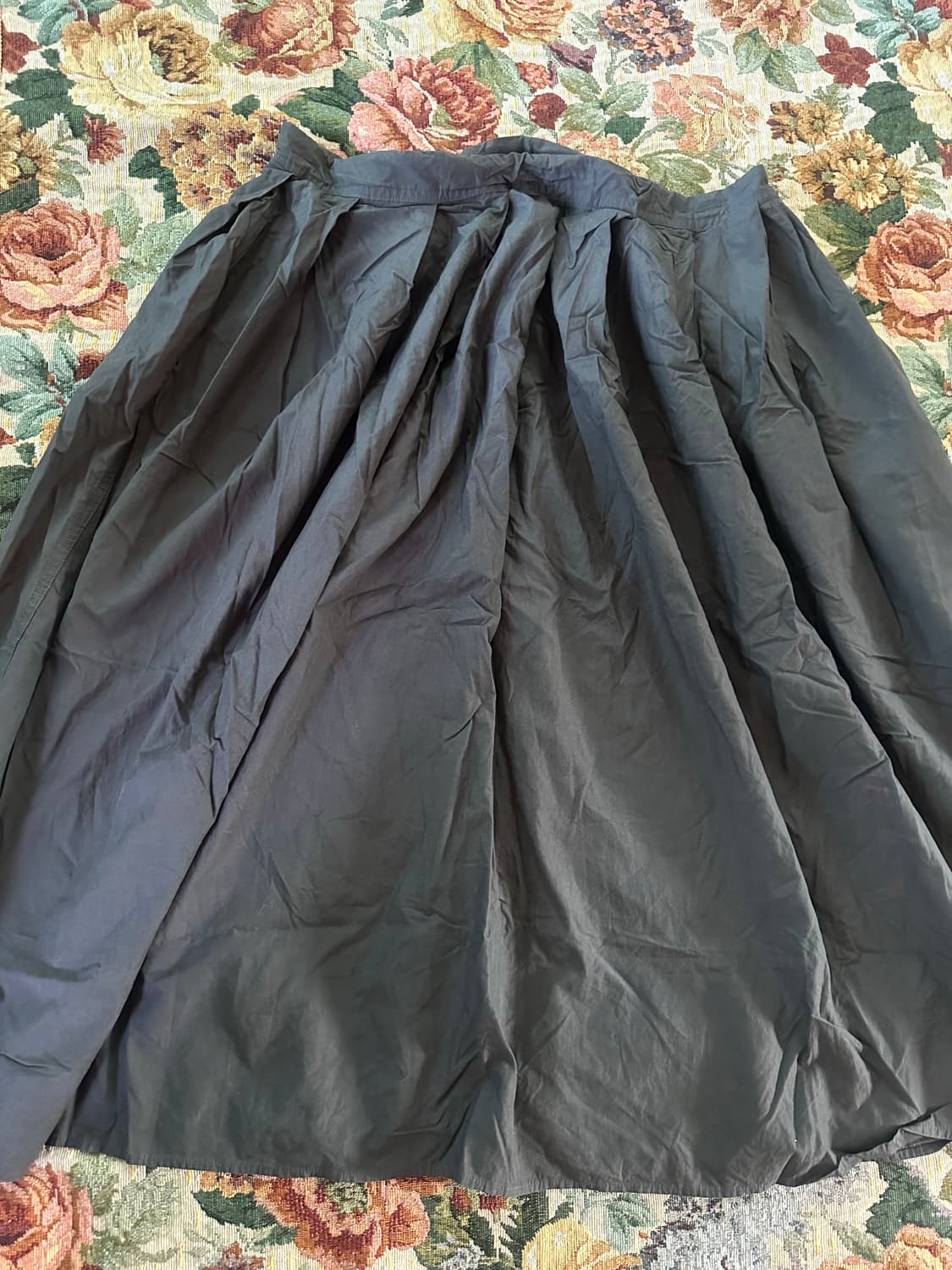 먹색 미디스커트 상품이미지1