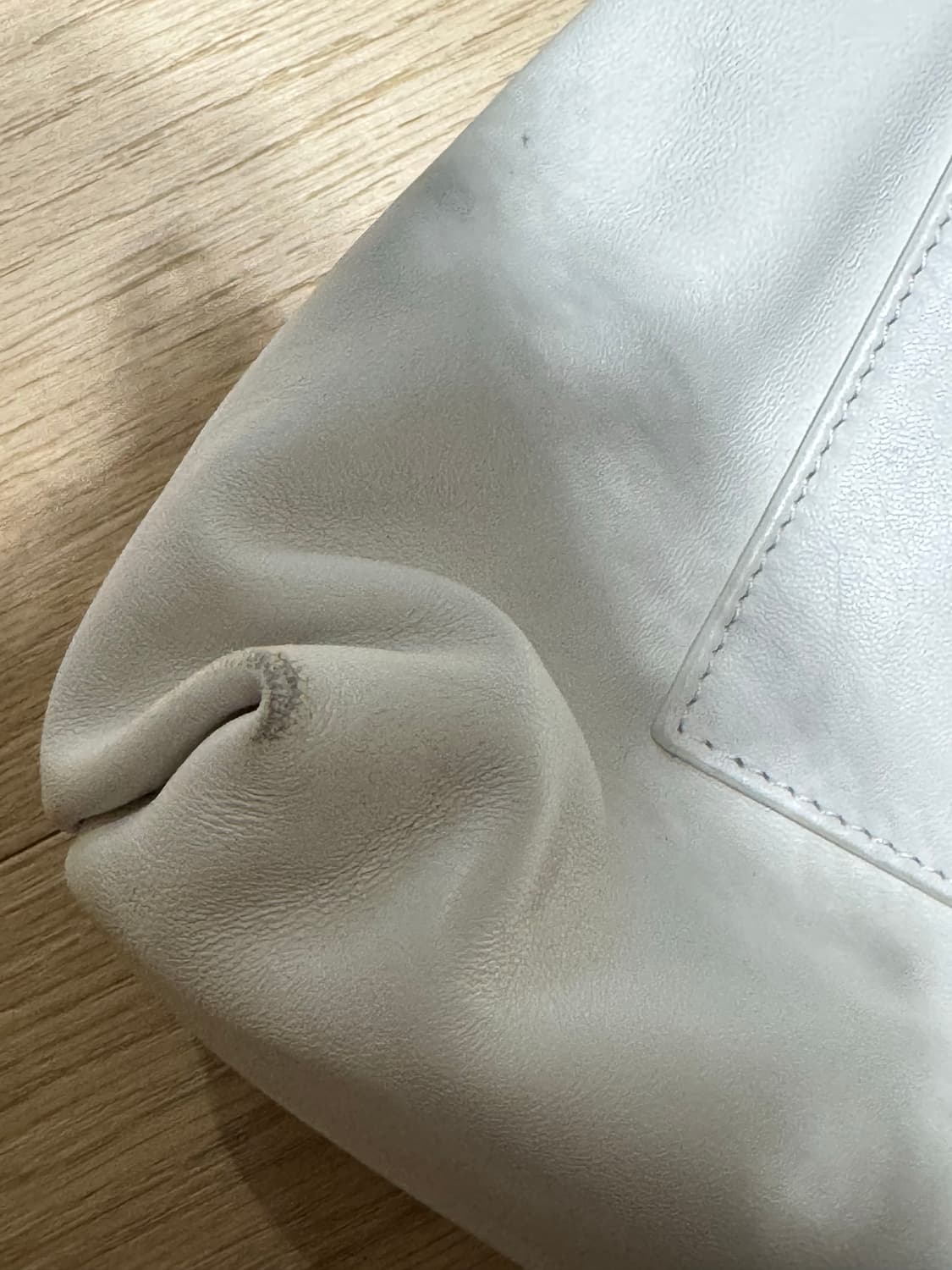 오프화이트 부스터 폴더블 숄더백 상품이미지3