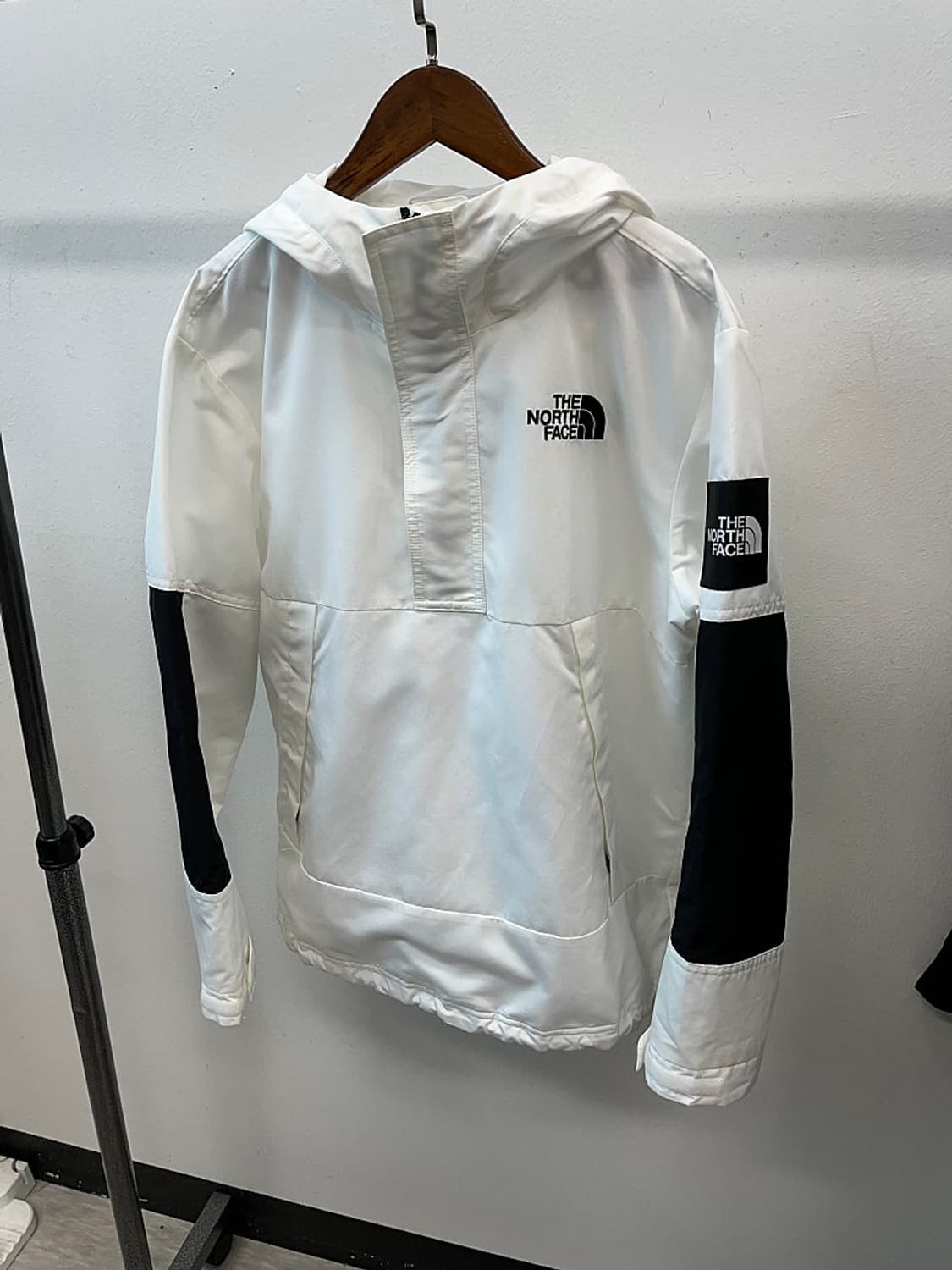 여) 노스페이스 화이트 아노락자켓  상품이미지1