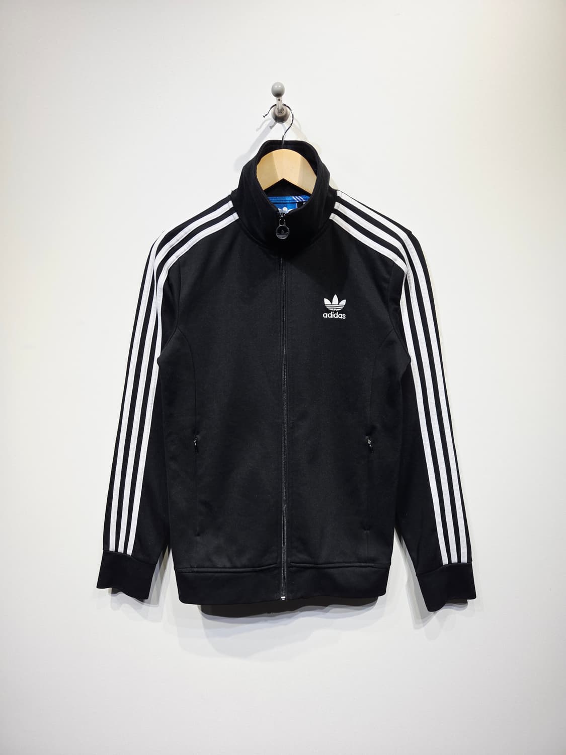 아디다스 유로파 트랙탑 져지 블랙 상품이미지2