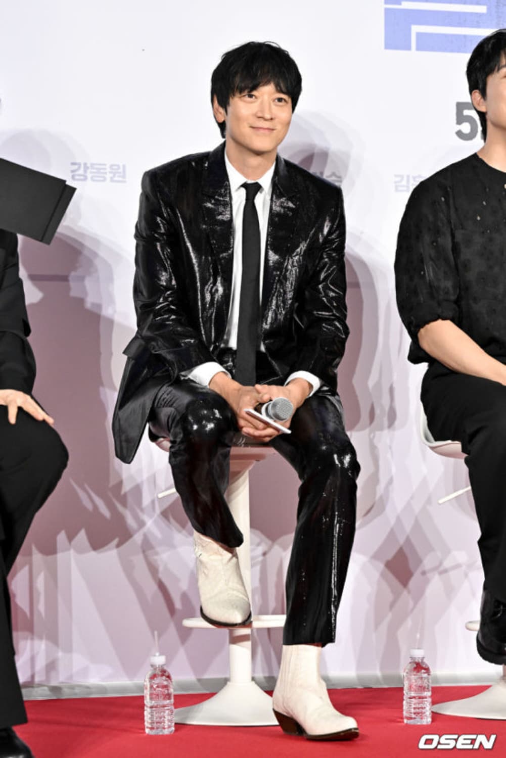 강동원 셀린느 런웨이 컬렉션 웨스턴 부츠 유일매물 상품이미지1