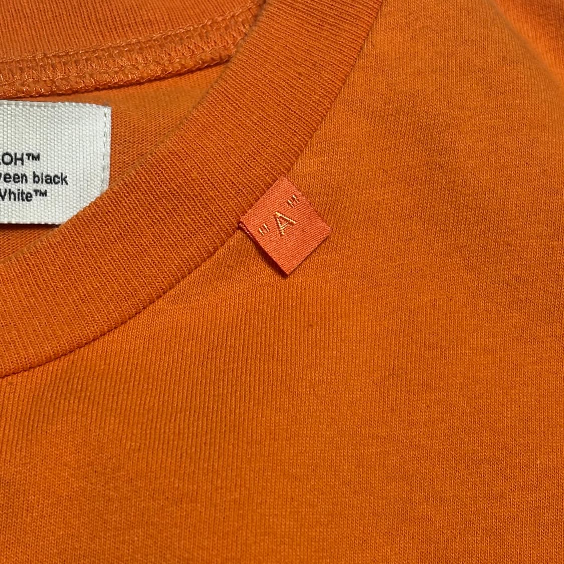 🫶🏻 오프화이트 오렌지 반팔티 🫶🏻 상품이미지7