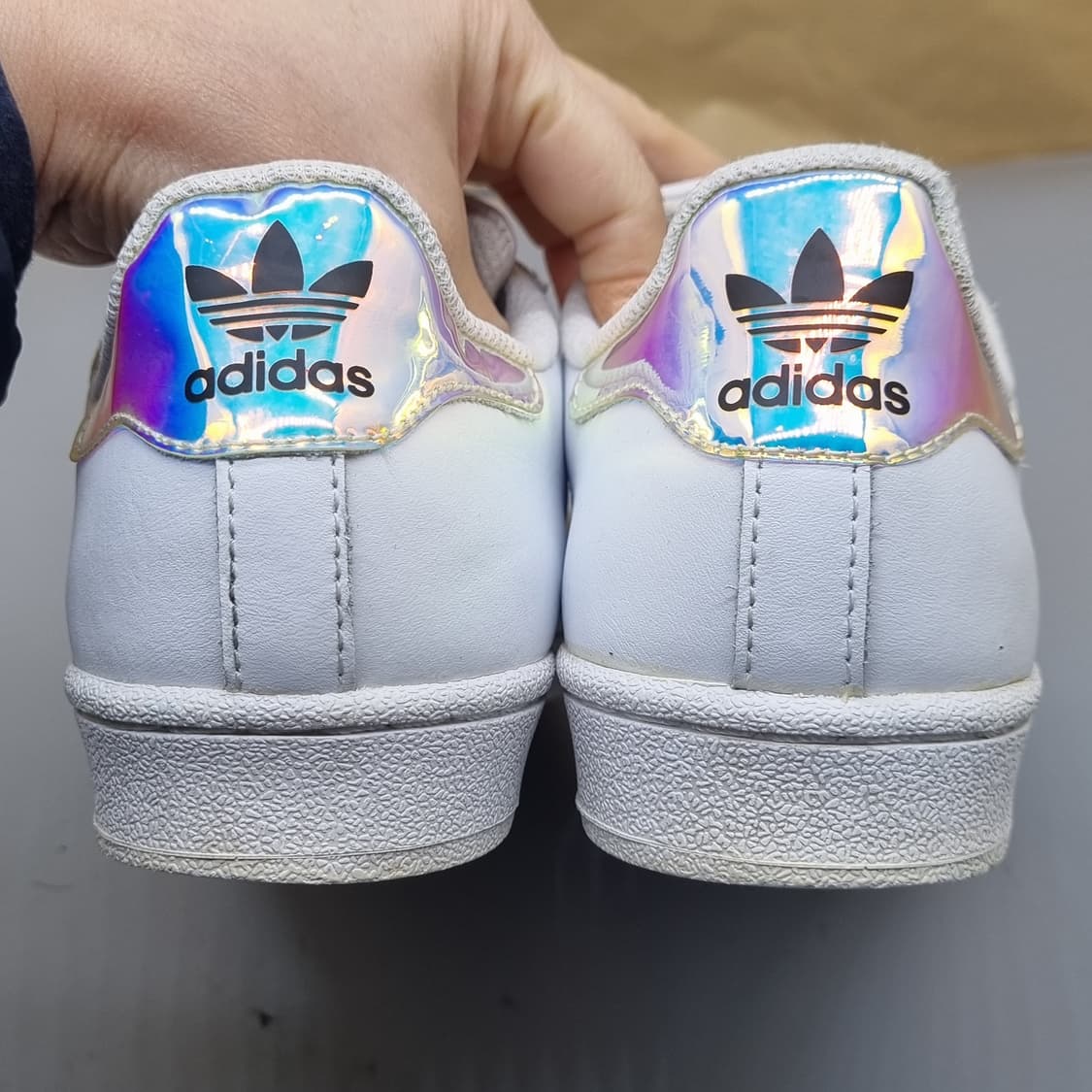 아디다스 슈퍼스타 홀로그램 운동화 235 상품이미지4