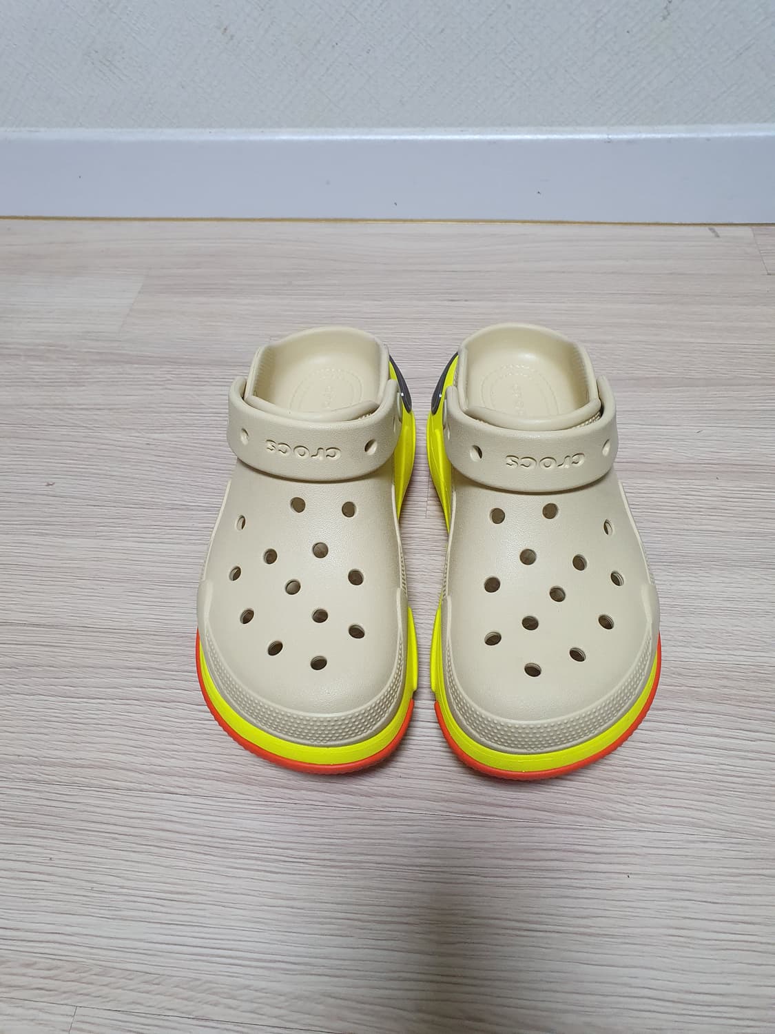 크록스 버블 크러쉬 클로그 260 상품이미지3