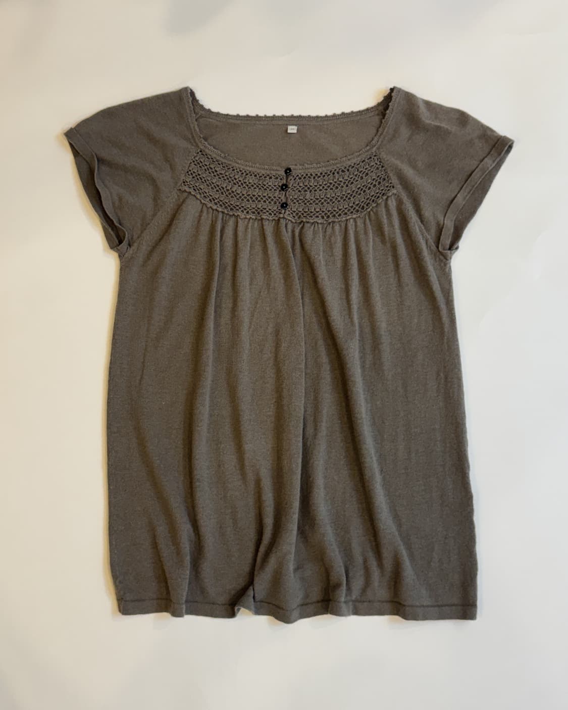 Brown Crochet Accent Sleeve T-shirt 상품이미지1