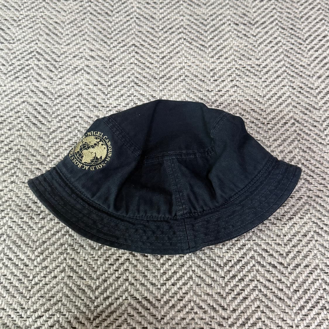 나이젤카본 버킷햇 상품이미지1