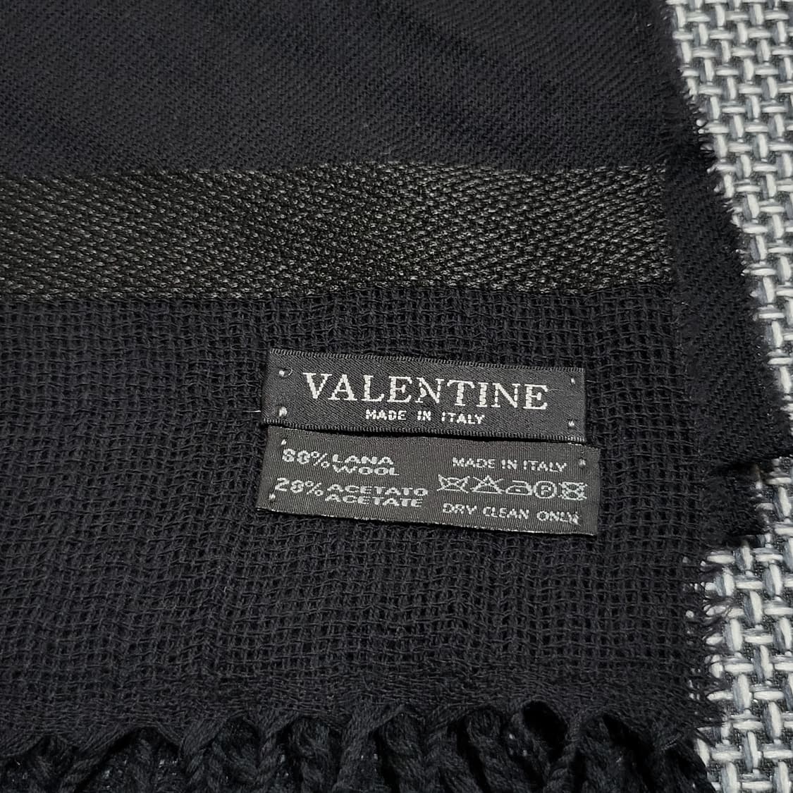 발렌타인 울 머플러 블랙 상품이미지3