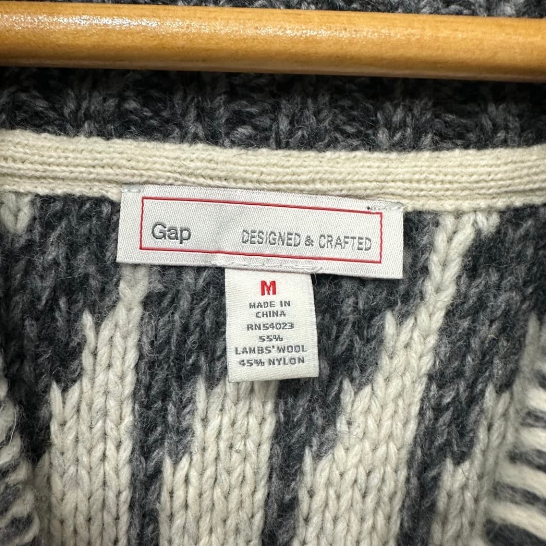 GAP 버튼 코위찬 니트 상품이미지4