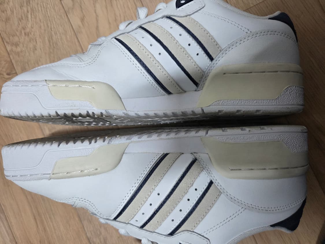 아디다스 라이벌리 로우 255 팝니다 상품이미지4