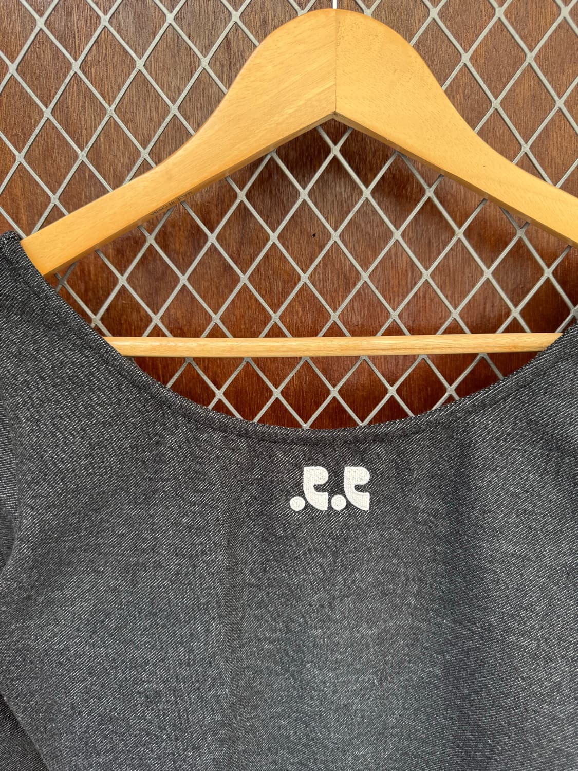 레스트앤레크리이션 로고 그레이 유넥 오프숄더 롱 슬리브 긴팔 티셔츠 F 상품이미지8