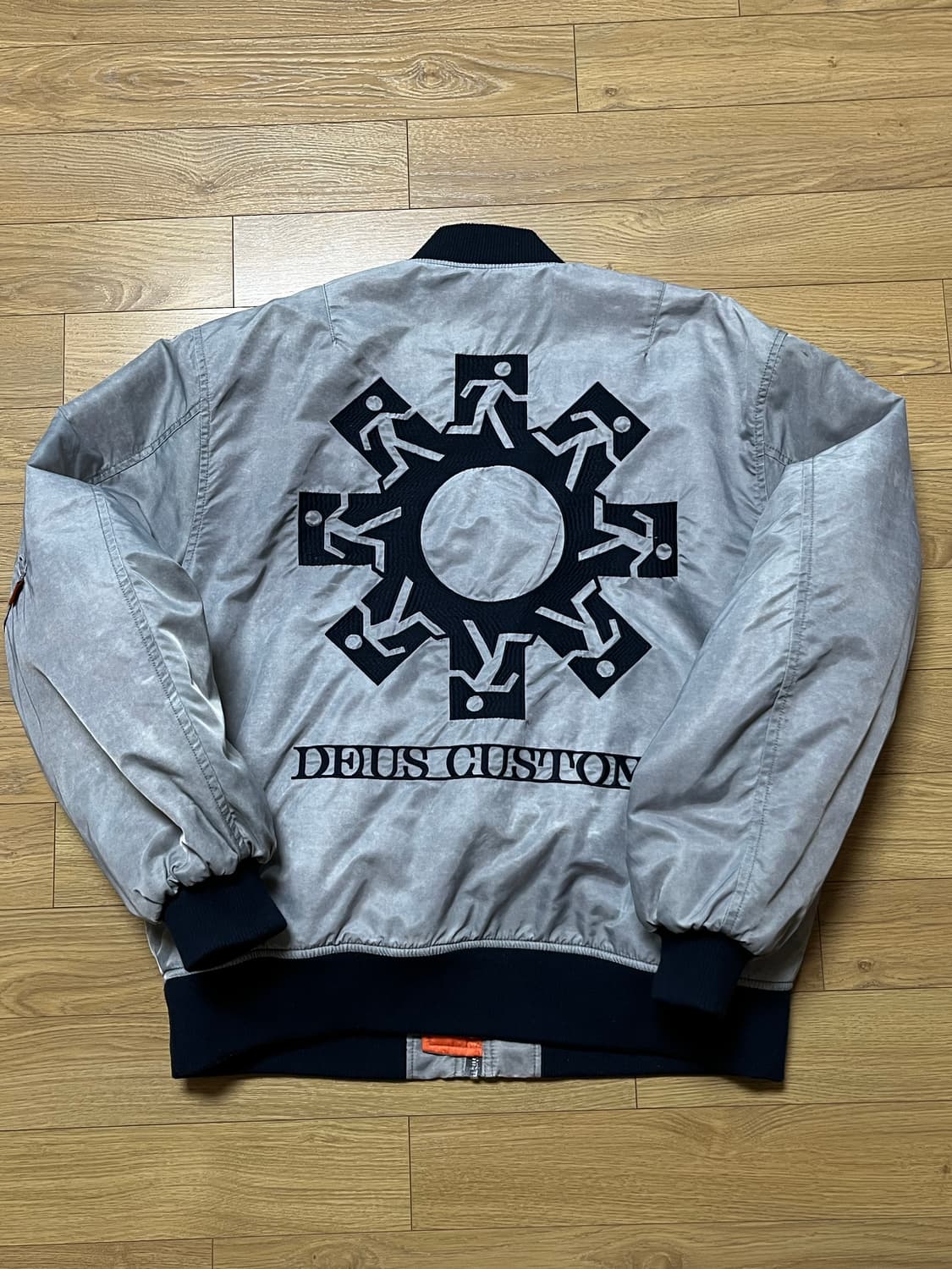 데우스 엑스 마키나 가든 봄버 자켓 [L] 상품이미지3