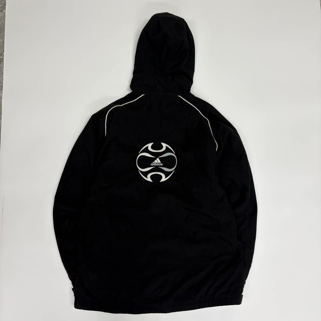 아디다스 00s 올드스쿨 아방핏 패디드 자켓 후드 점퍼(105) 상품이미지3