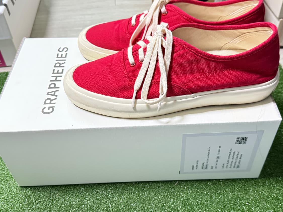 그라퍼리즈 아케이드 레드 260 상품이미지1