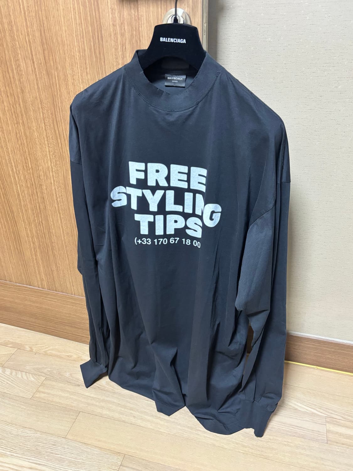 발렌시아가 프리 스타일링 팁스 롱슬리브 상품이미지2