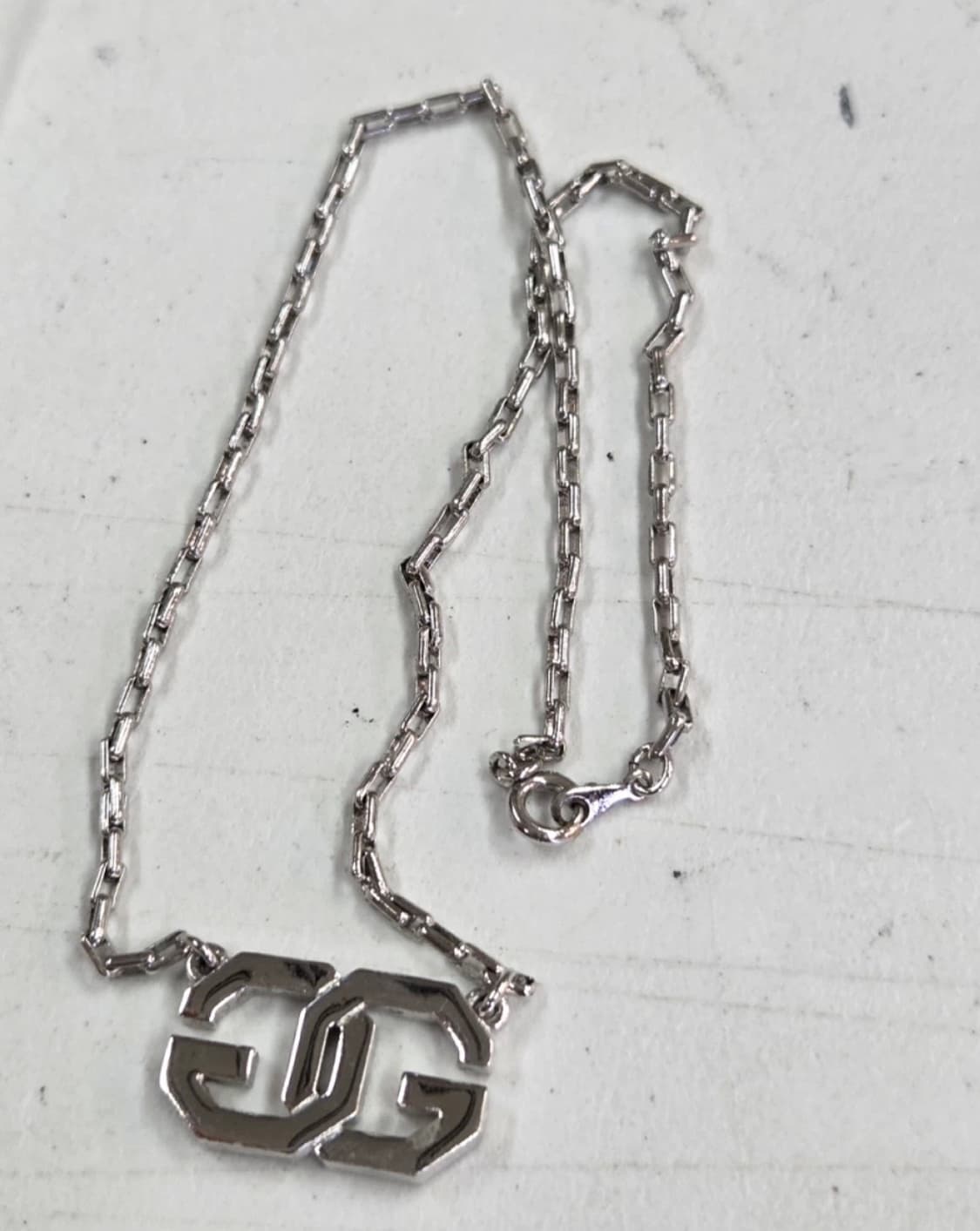 지방시 명품 목걸이 실버  상품이미지5