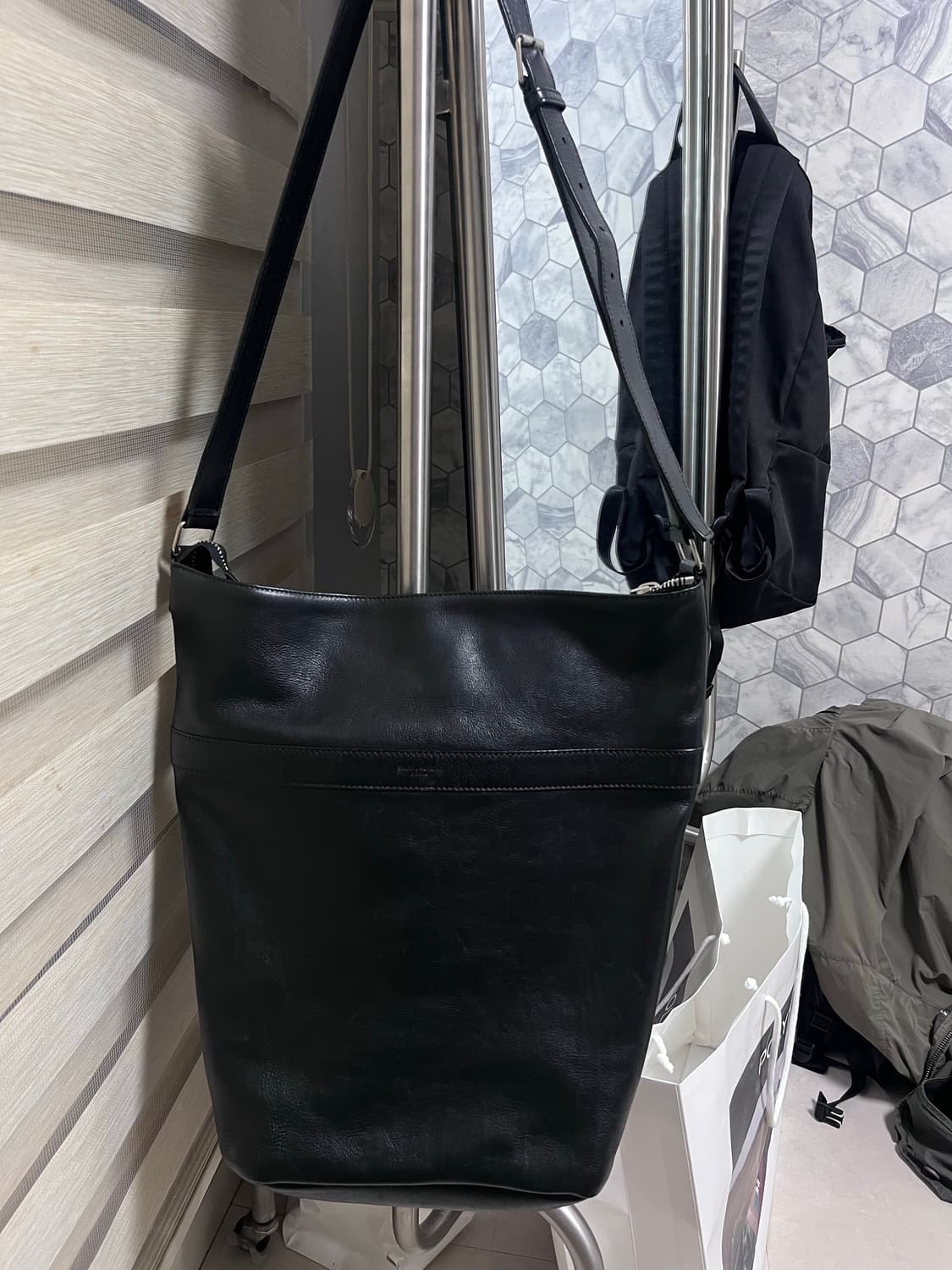 생로랑 숄더백  상품이미지1