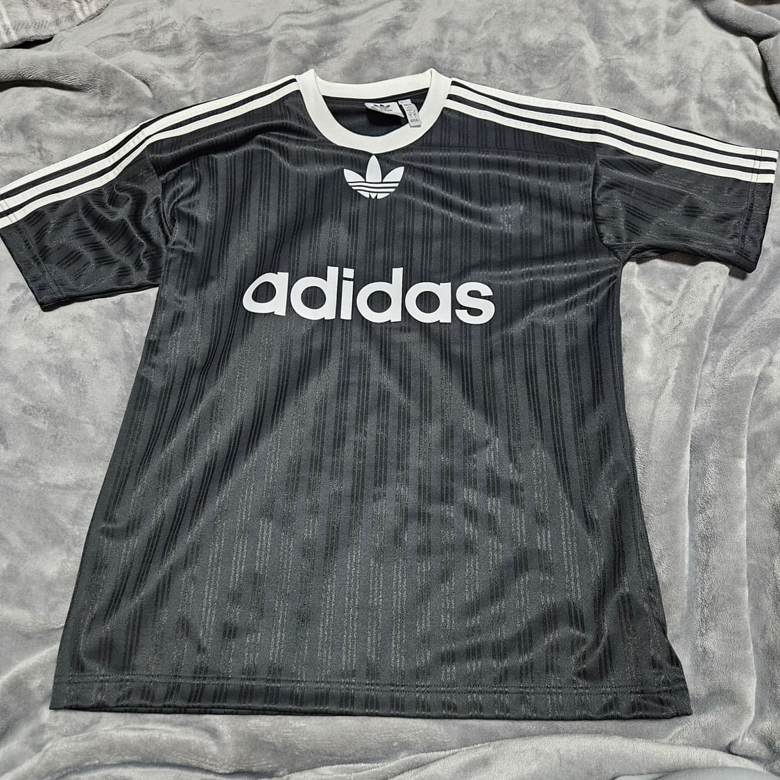 아디다스 아디컬러 폴리티 아디다스 반팔 상품이미지2