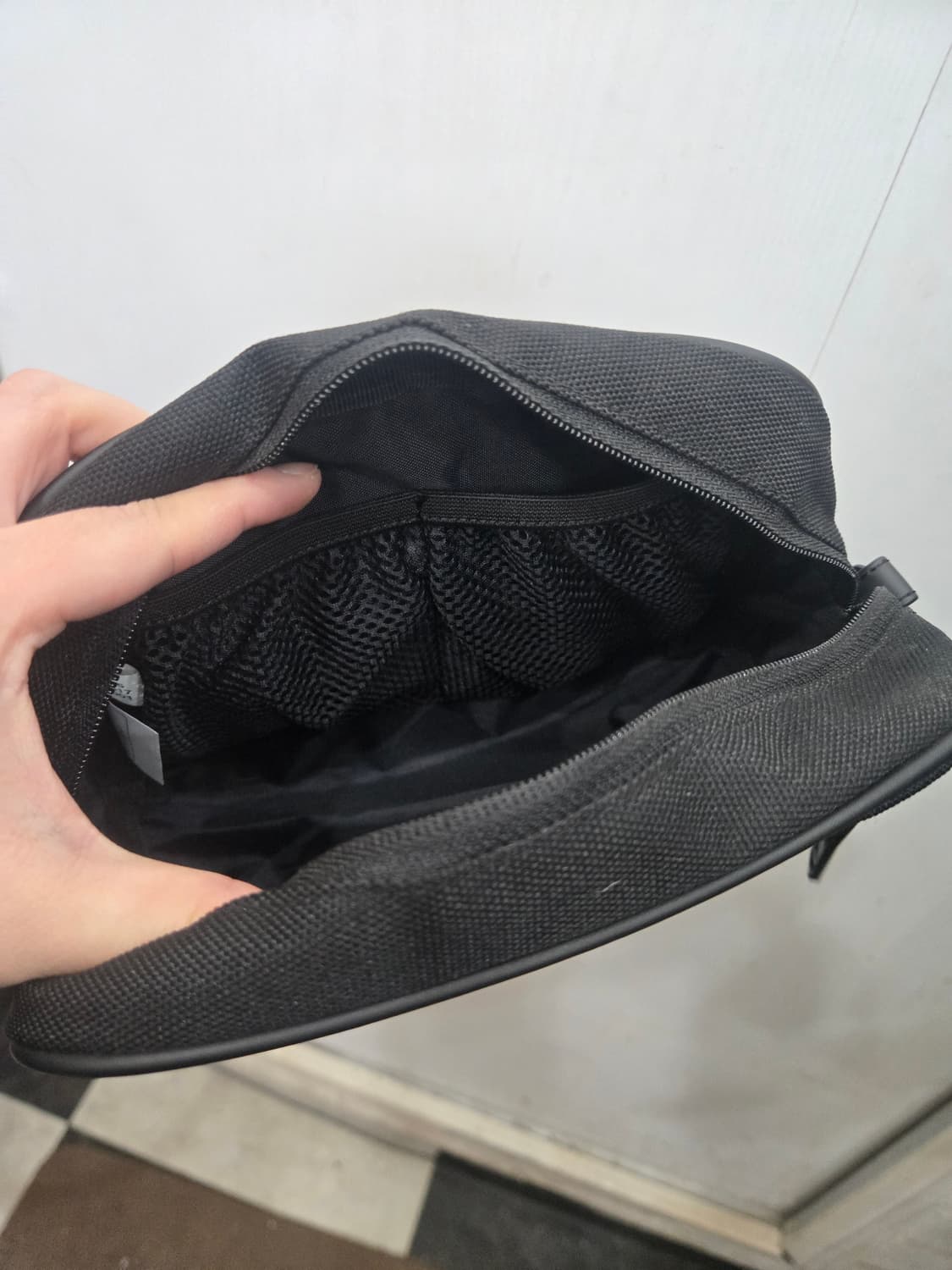 adidas 아디다스 골프 파우치 미니가방! 아디다스 손가방! 상태굿! 상품이미지5