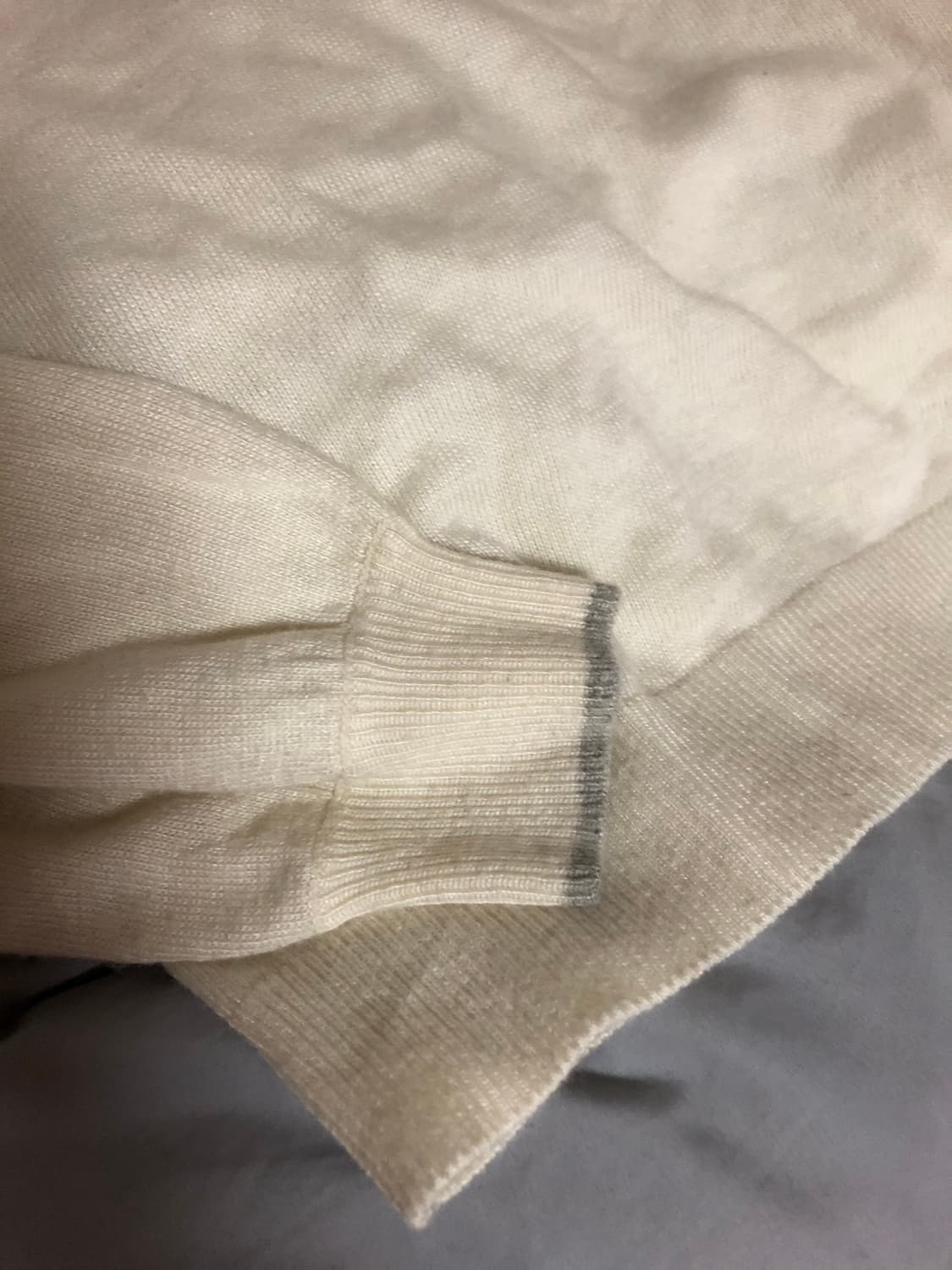 리본 장식 아이보리 니트 상품이미지3