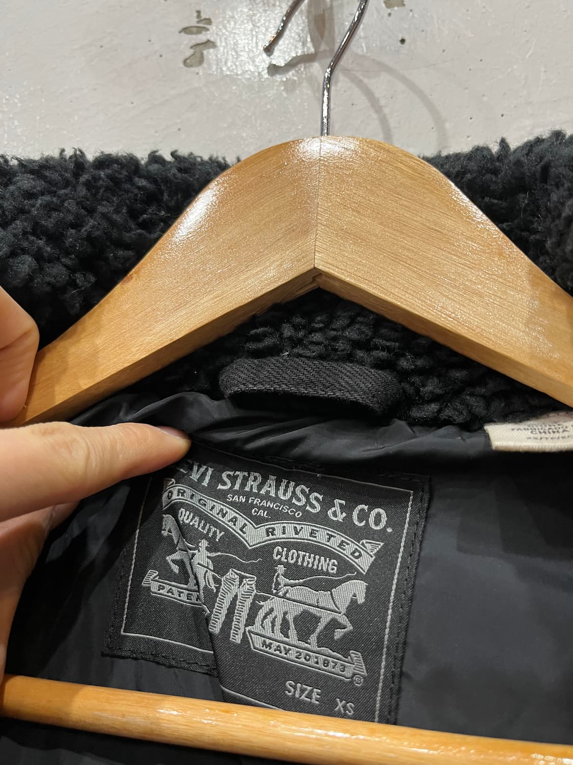 리바이스 웨스턴 덕다운 패딩 우먼즈  상품이미지7