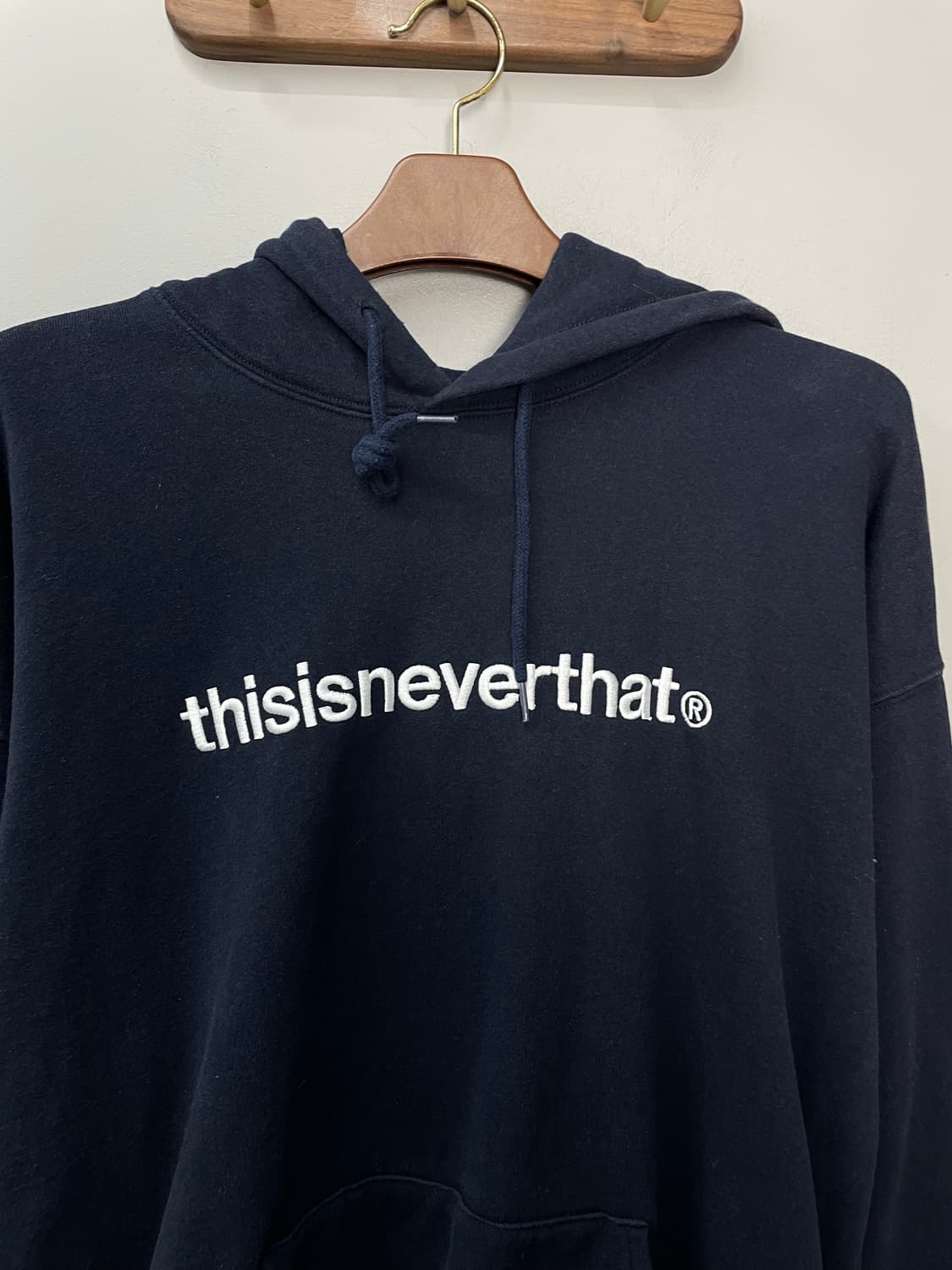 디스이즈네버댓 베이직로고 네이비 후드티 H1828 상품이미지3