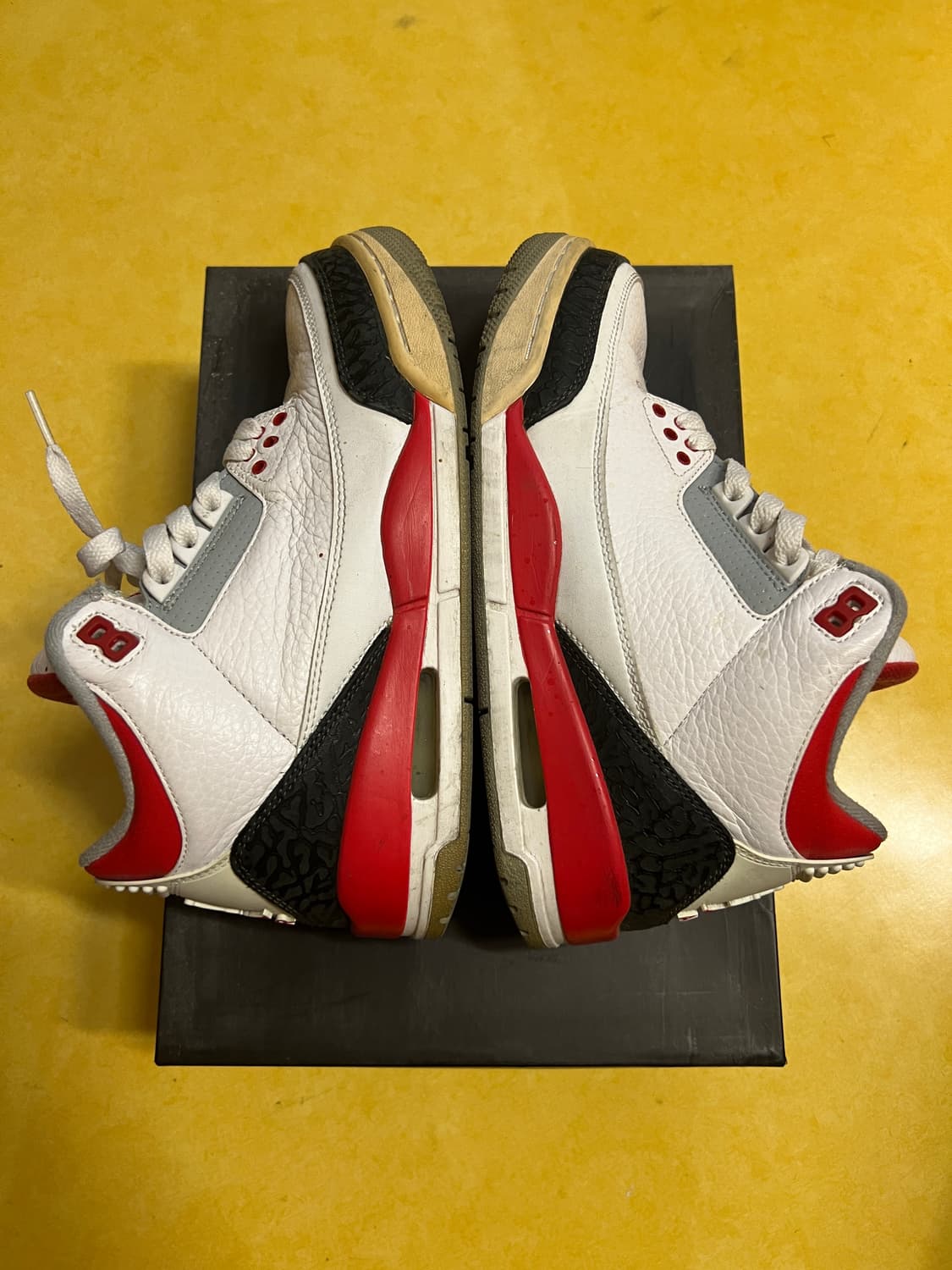 조던 3 파이어레드 상품이미지3