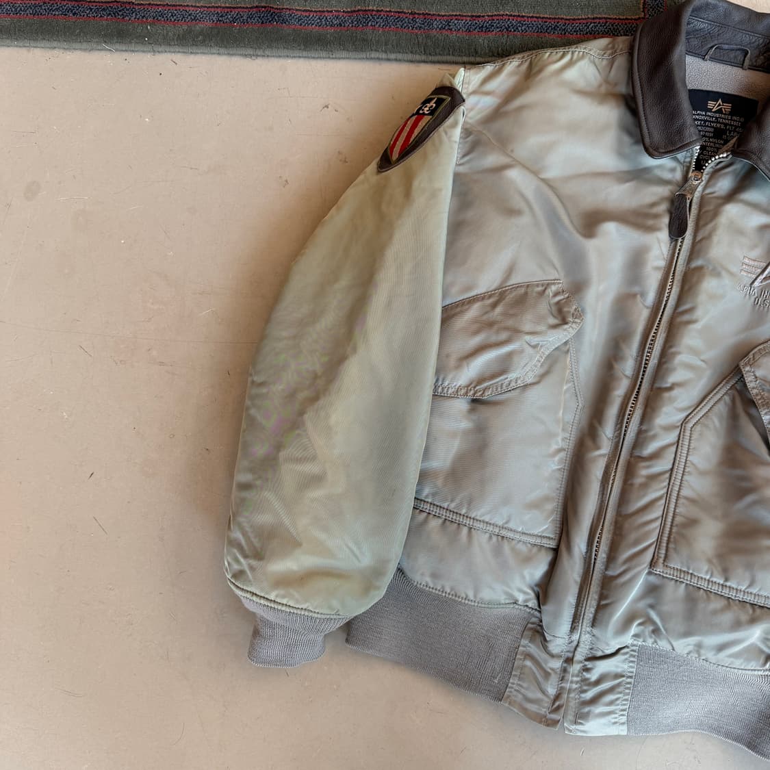 알파 인더스트리 cwu-45 플라이트 자켓 상품이미지5