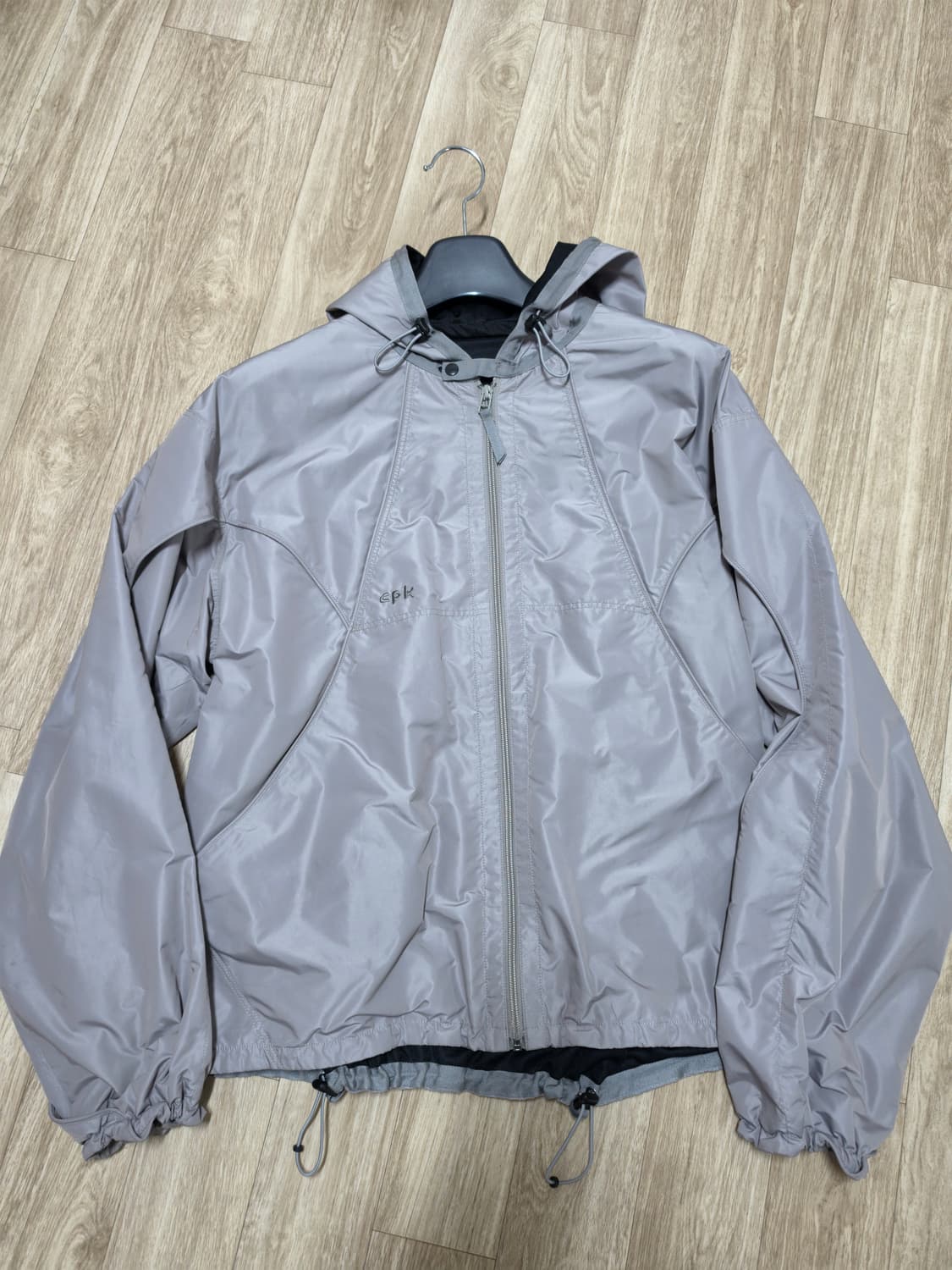 (판매) 코스트 퍼 킬로 바람막이 xl사이즈 상품이미지1