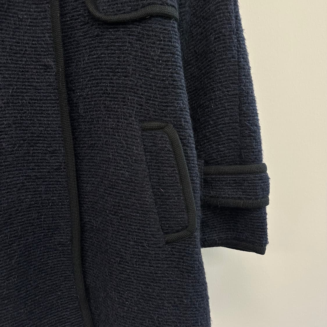 랑방 라쿤퍼 파이핑 디자인 모헤어 코트 상품이미지5