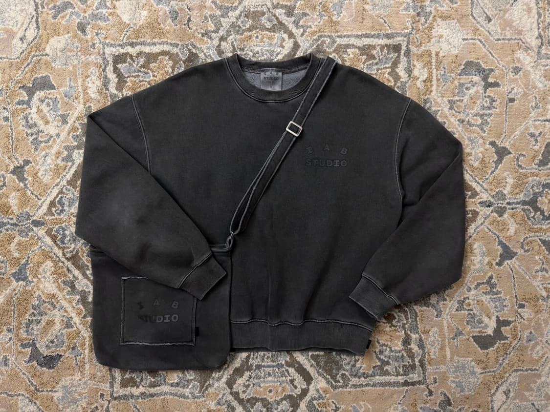 [아이앱스튜디오] 피그먼트 맨투맨 & 미니백 세트 (라플/한정판) 상품이미지1