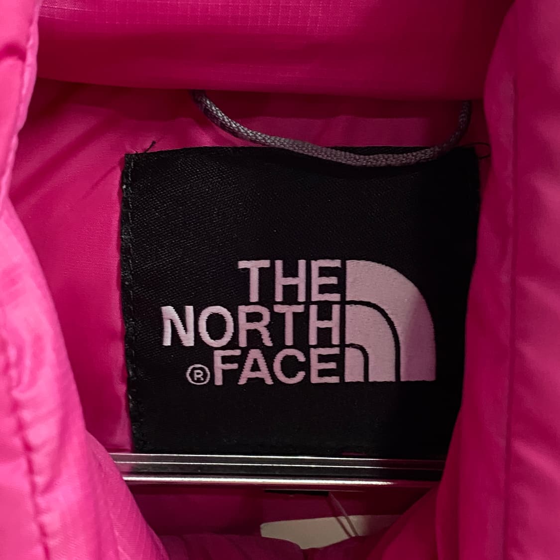 더노스페이스 스몰로고 트랙탑 조끼패딩 B2526 상품이미지3