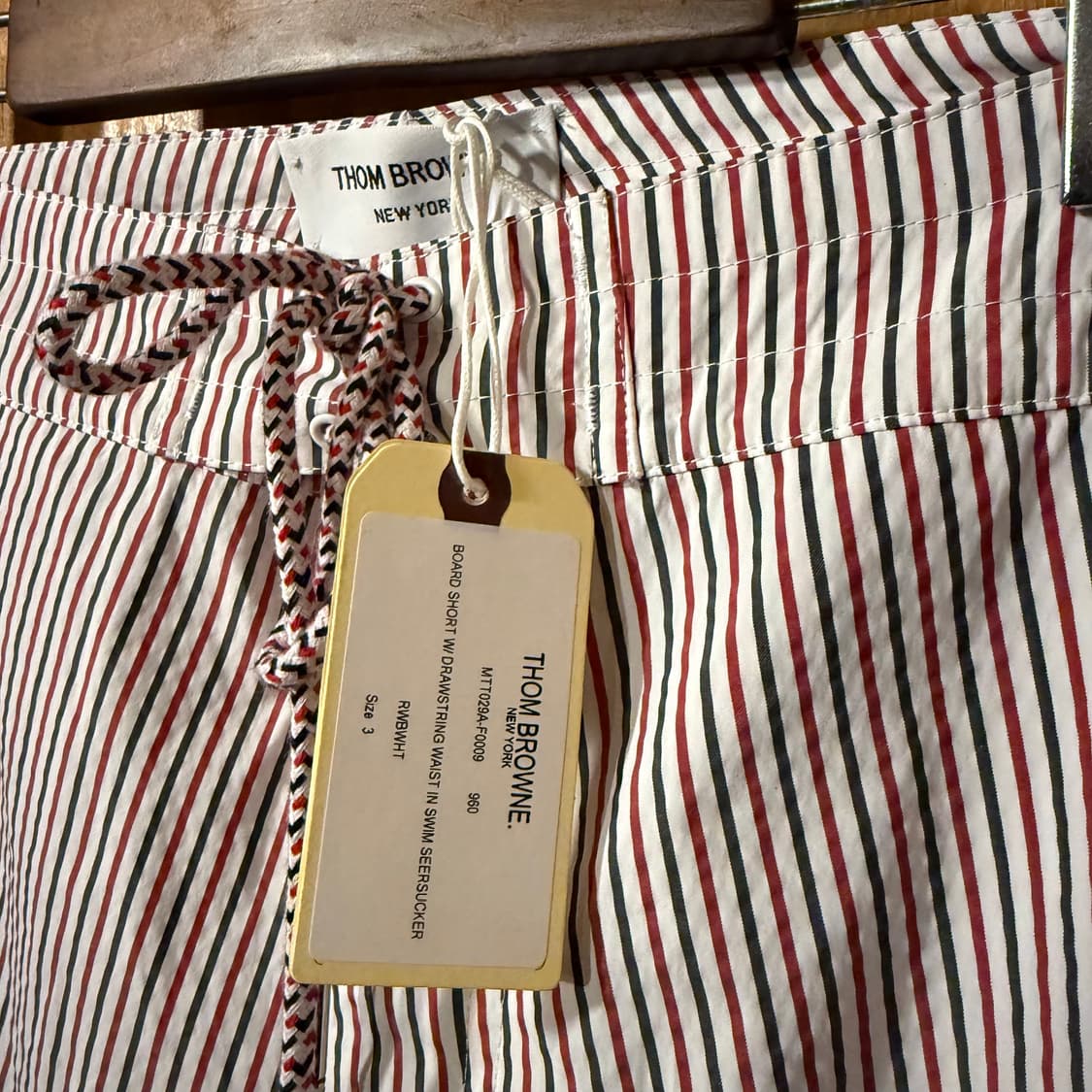 톰브라운 반바지 판매 합니다. 상품이미지1