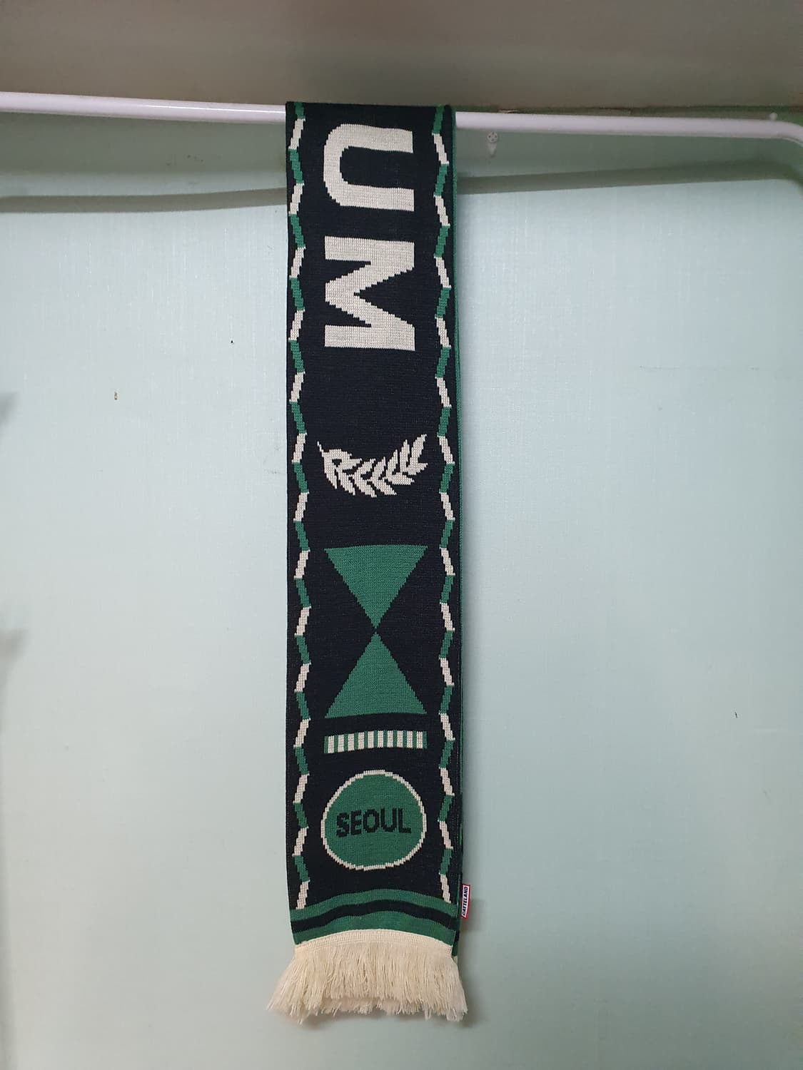 마우리치오 카텔란 뮤지엄 리그 머플러 목도리 상품이미지1