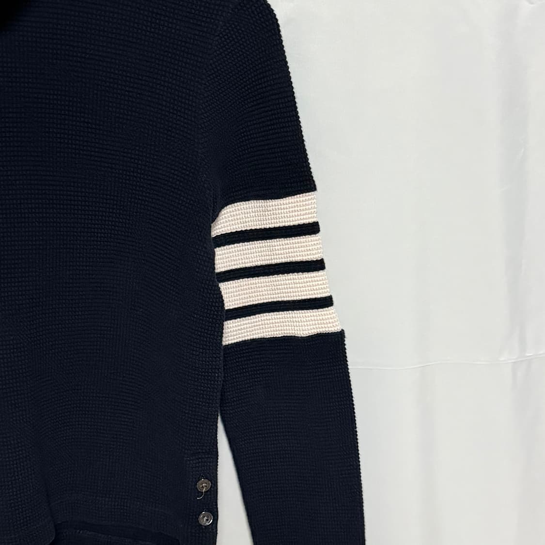 [S+급/36] 톰브라운 터틀넥 목폴라 여성 니트 네이비 상품이미지2