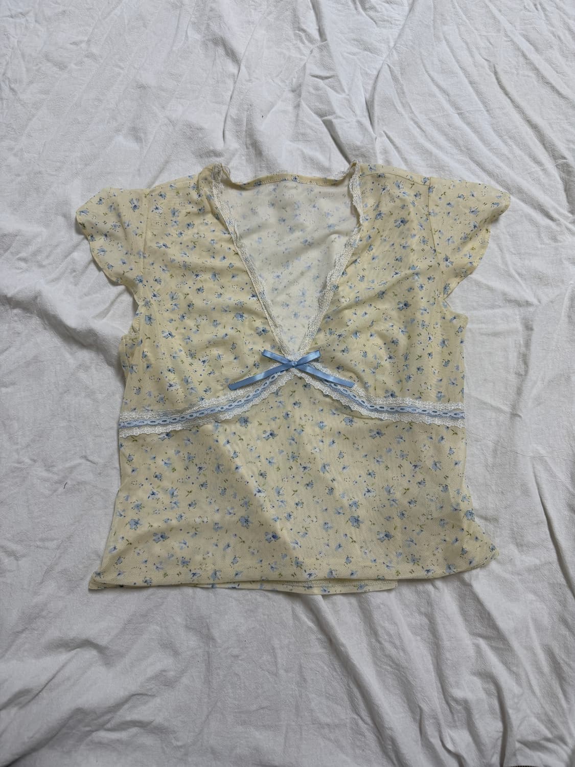 새상품 / 잔꽃 반팔  상품이미지1