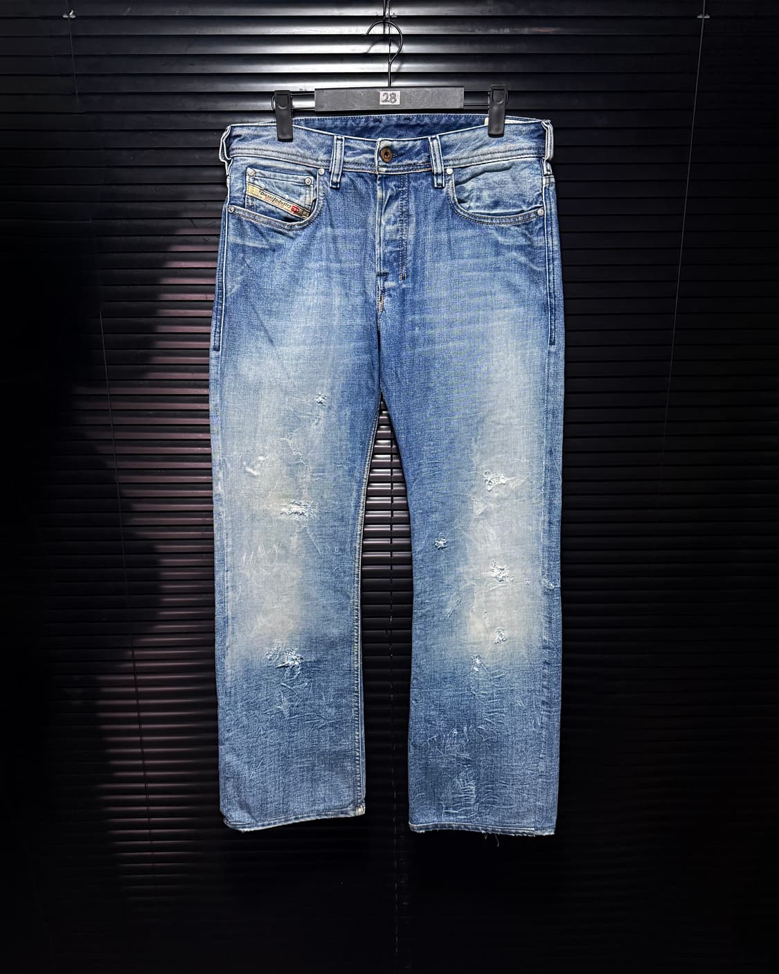 디젤 ZATINY 자타니 샌드 워싱 데님 찢청 30 명품 일자핏 워크팬츠 상품이미지1