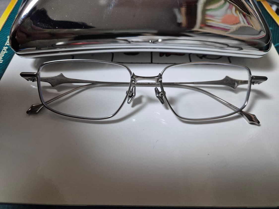 젠틀몬스터 SAGA 02 실버 안경테 새상품 상품이미지7