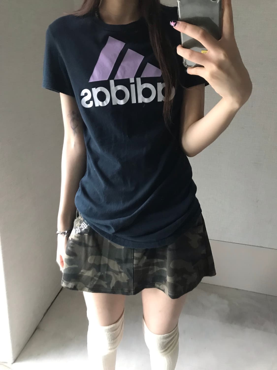 아디다스 빅로고 슬림핏 반팔티셔츠 상품이미지3