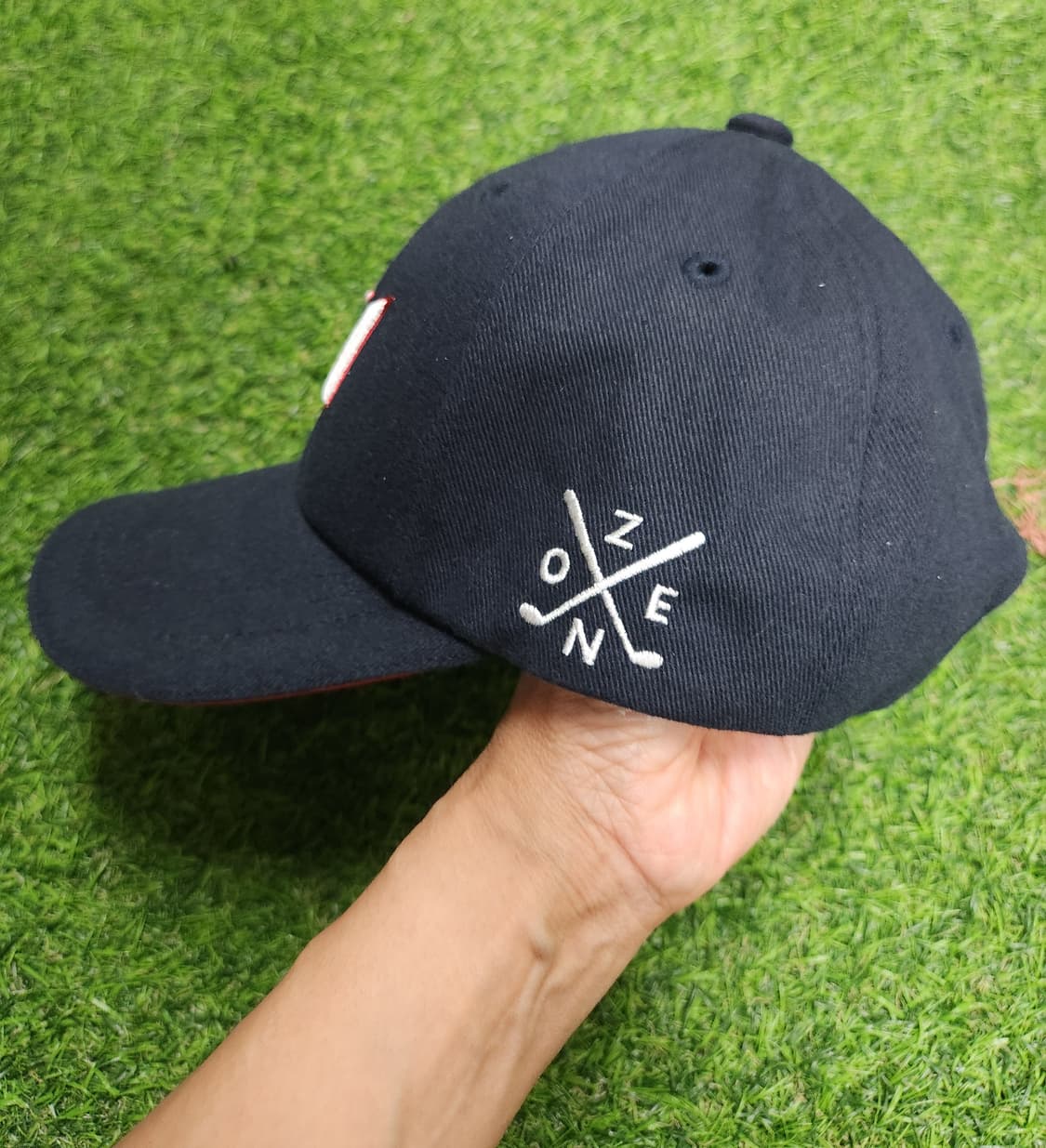 Z-ONE 프리미엄 골프캡 ⛳ 네이비 레드 스포티 무드
 상품이미지4
