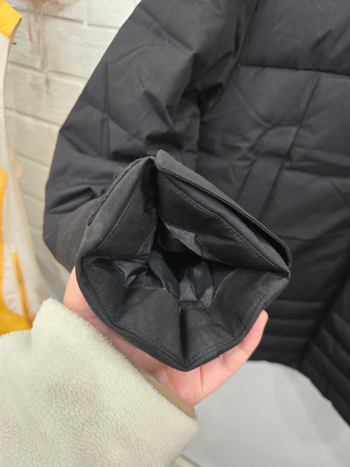 105,XL)) EiDER 아이더 거위털 올블랙 패딩!~ 상품이미지3