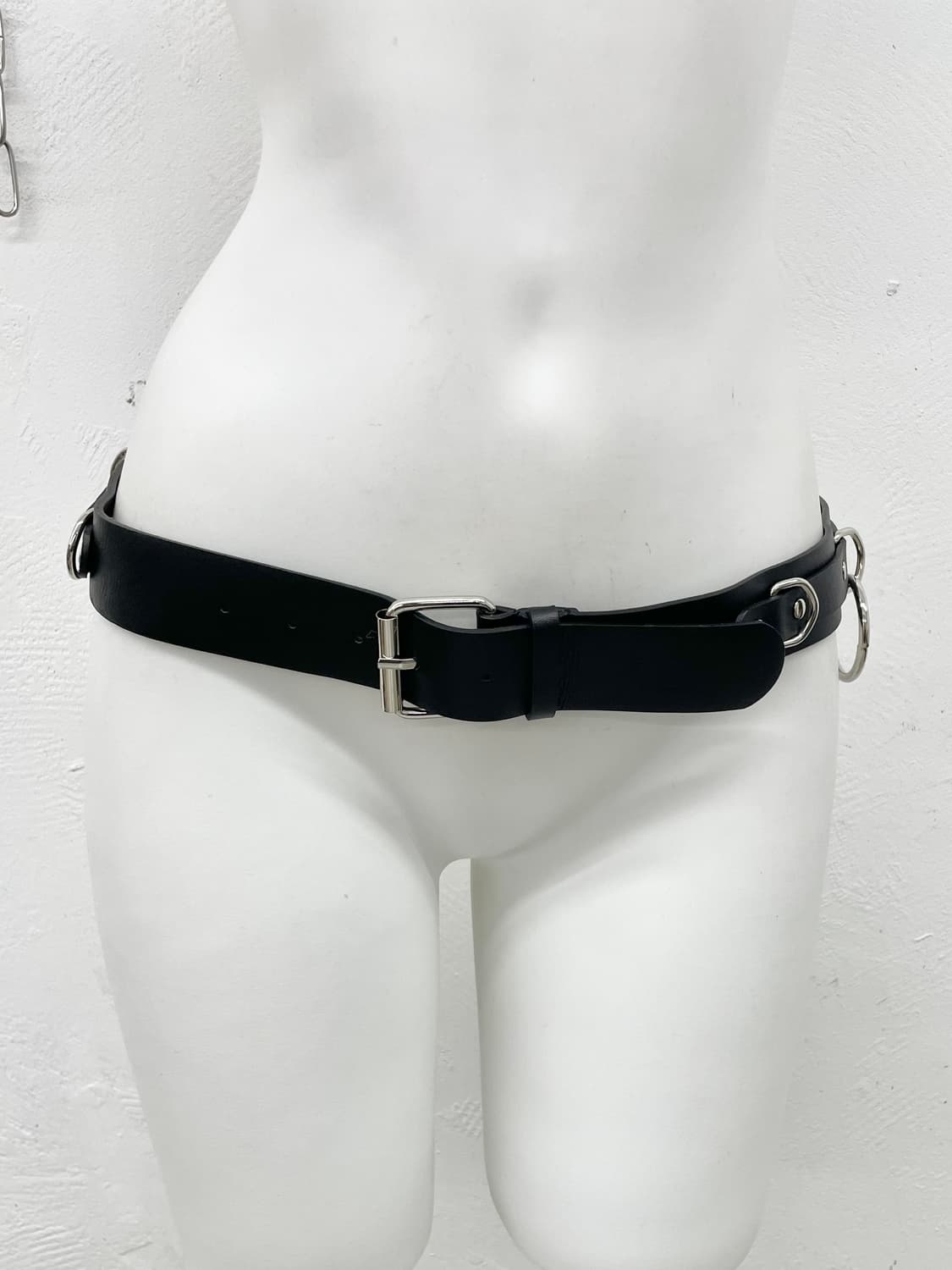 리얼레더 써클 링 드롭 버클 벨트 상품이미지3