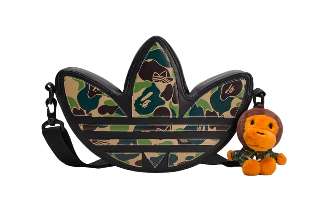 [새상품] 아디다스 x 베이프 트레포일 숄더백 블랙 상품이미지1