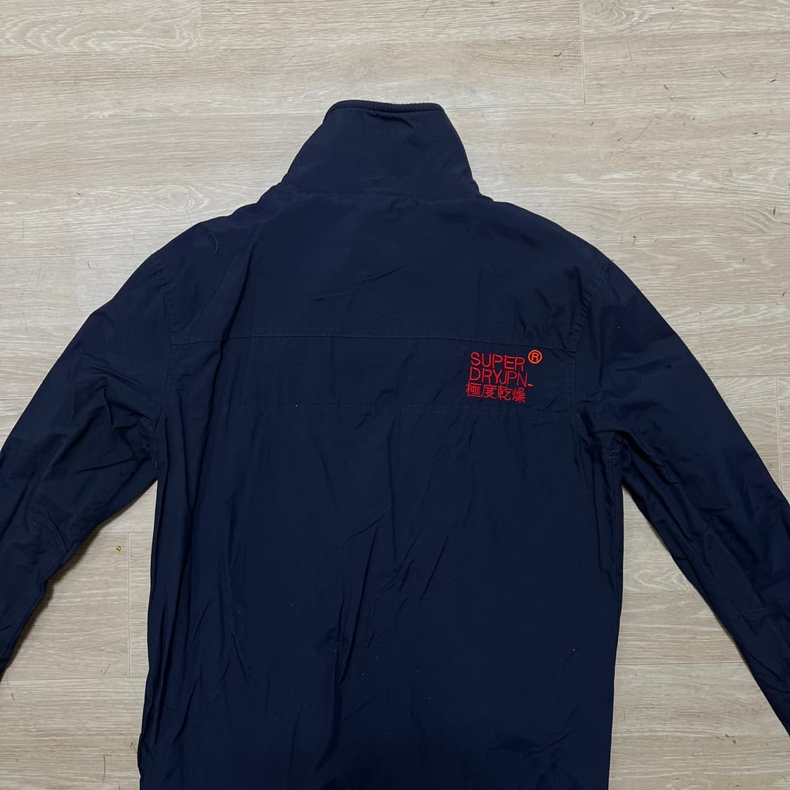 슈퍼드라이 윈드하이커 자수 로고 바람막이 자켓 [네이비] S/90 상품이미지5