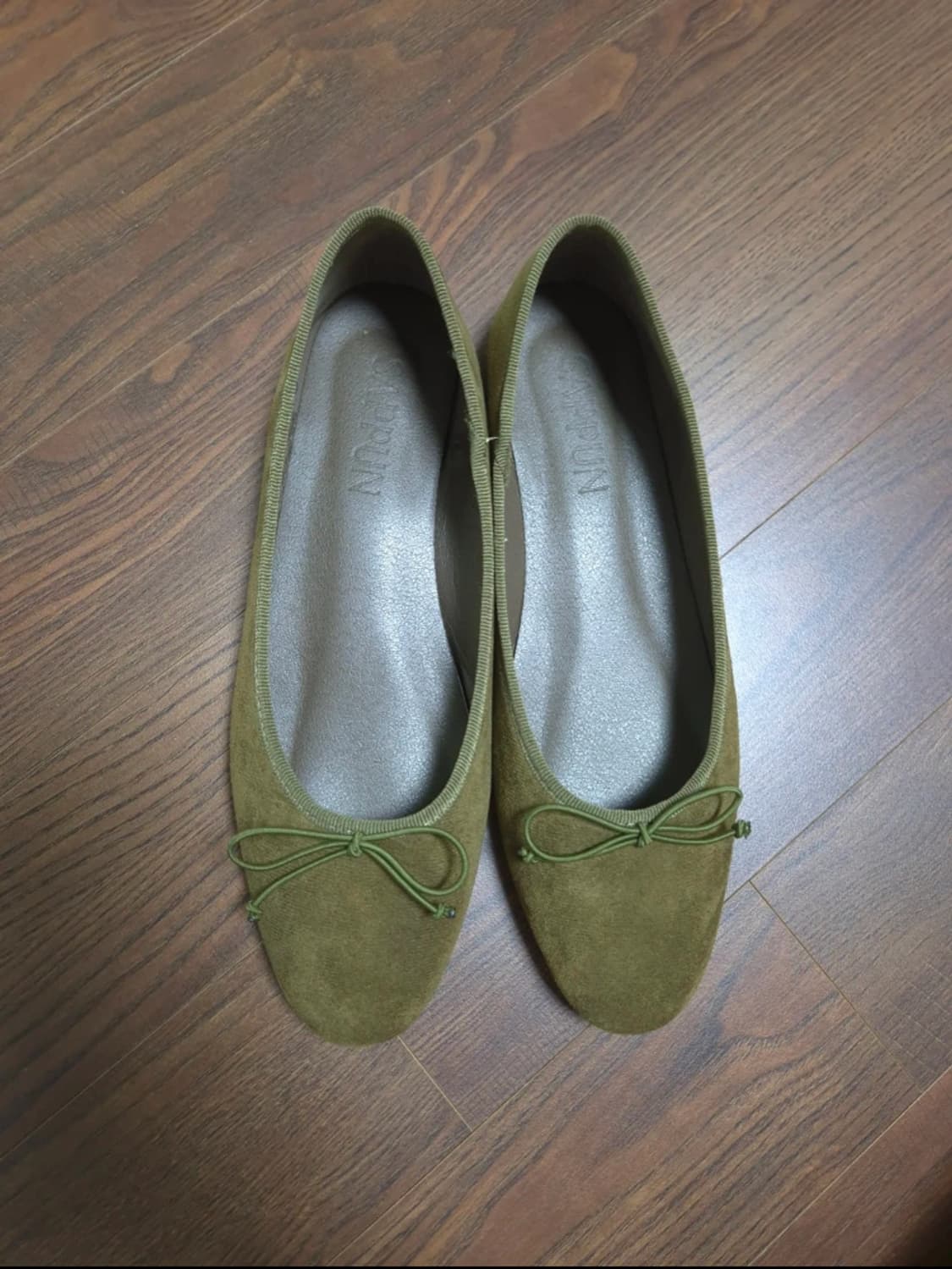 앤슬리 리본 플랫슈즈 올리브(250) 상품이미지1