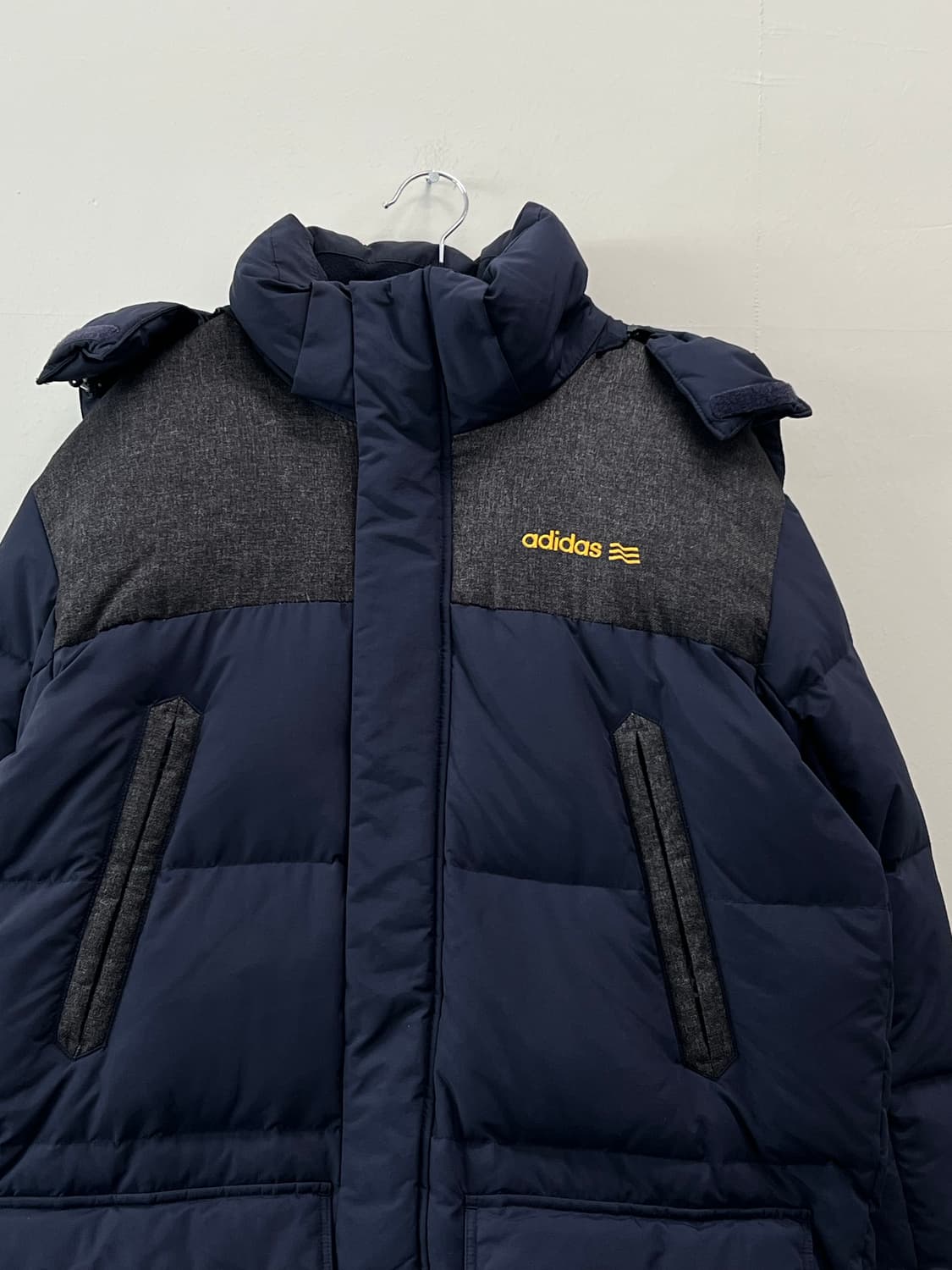 아디다스 골프 덕다운 패딩 자켓 네이비 상품이미지3