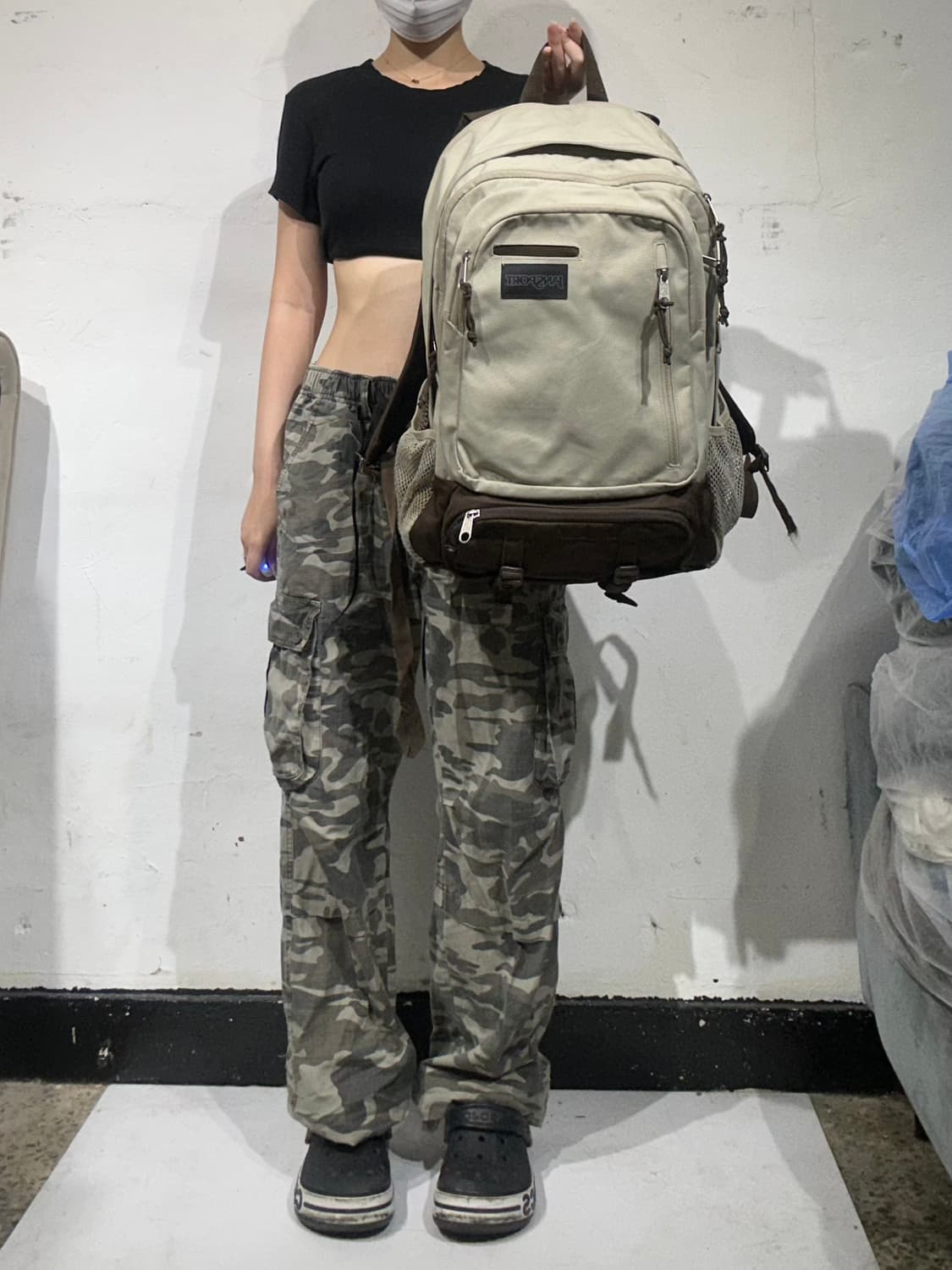 잔스포츠 대대장 엔보이 아이보리 브라운 백팩 가방  상품이미지2