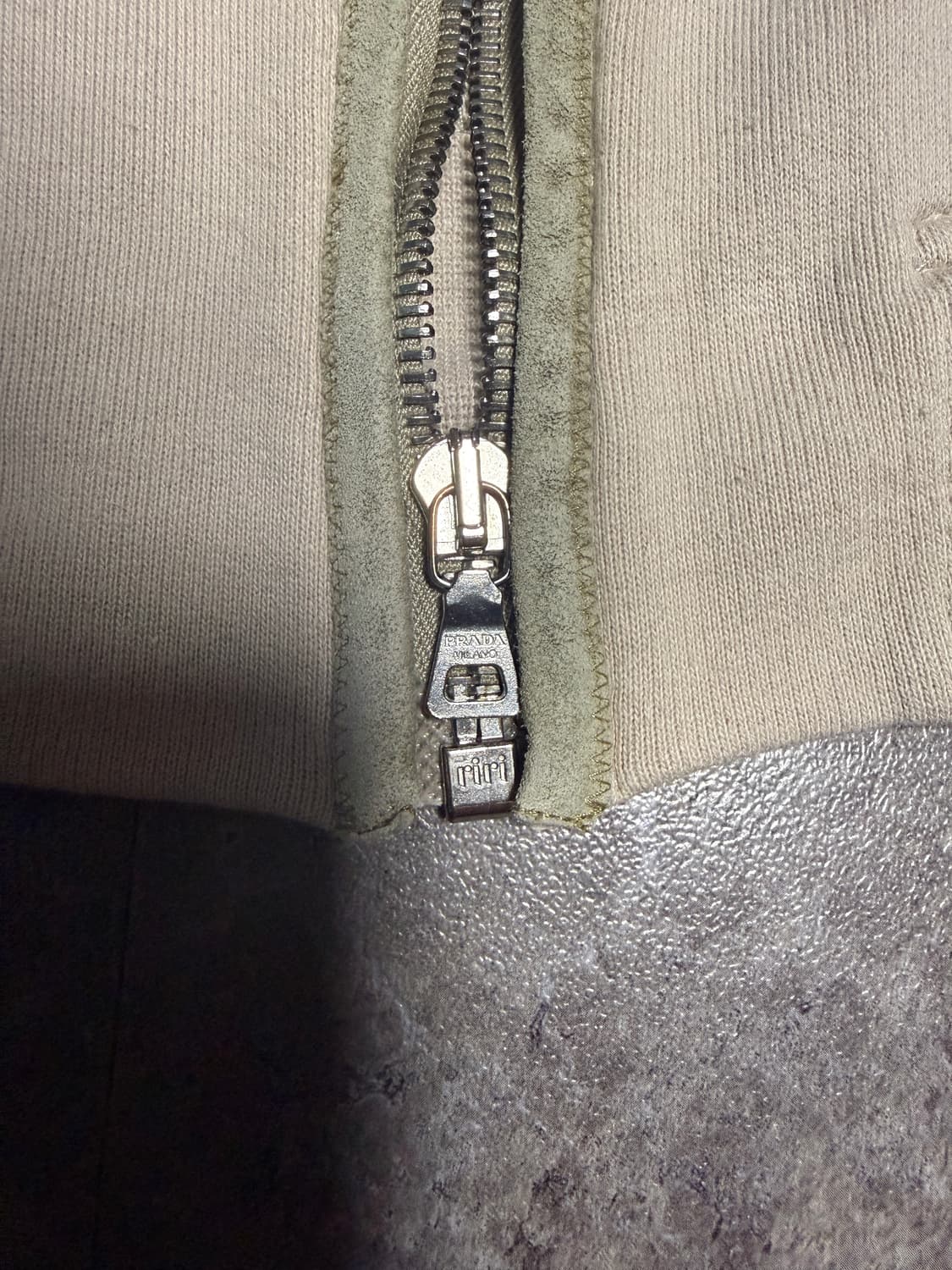 프라다스포츠 집업 s 44 55 상품이미지2