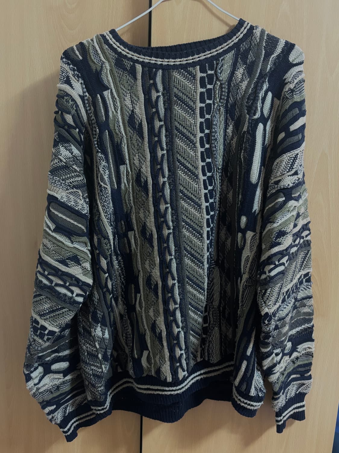 빈티지 패턴 니트 상품이미지1